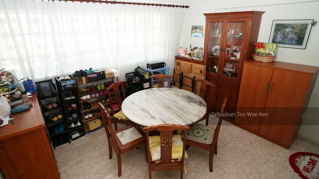 Blk 712 Hougang Avenue 2 (Hougang), HDB Executive #135933262